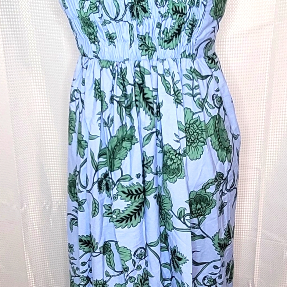 Dress - Picture 4 of 9
